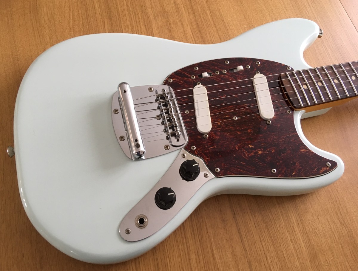 Fender Squier Vintage Modified Mustang, Sonic Blue: Sold – Axe 